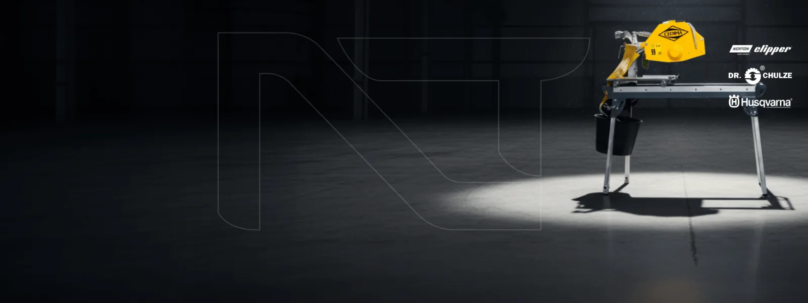 Szukasz wydajnej piły do warsztatu lub na budowę? Postaw na sprawdzone piły stołowe z mocnymi silnikami, precyzyjną prowadnicą i solidnym stołem roboczym.